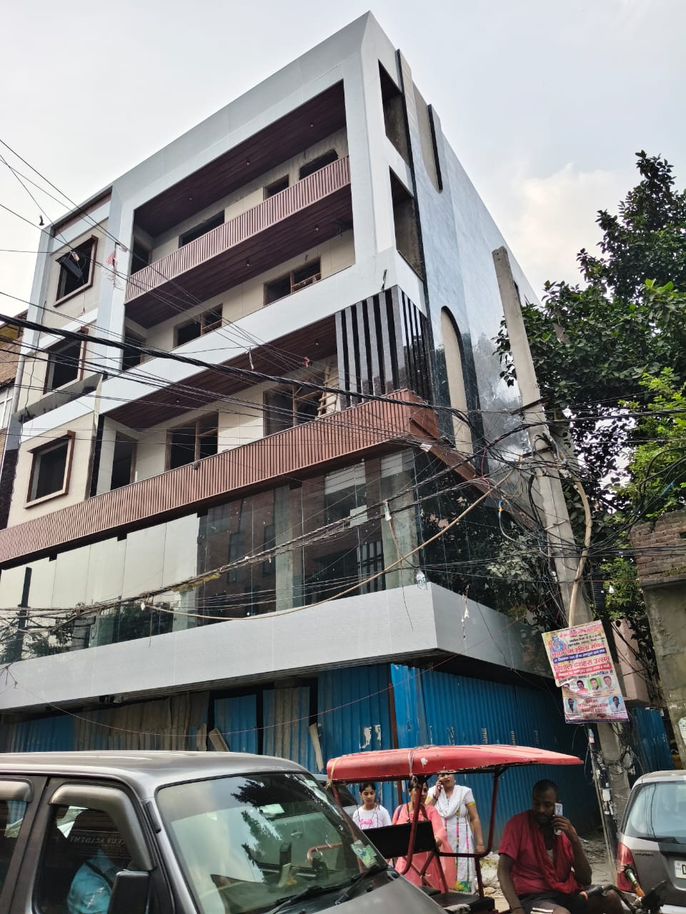 Multi-Storey Framework and Brickwork Masonry